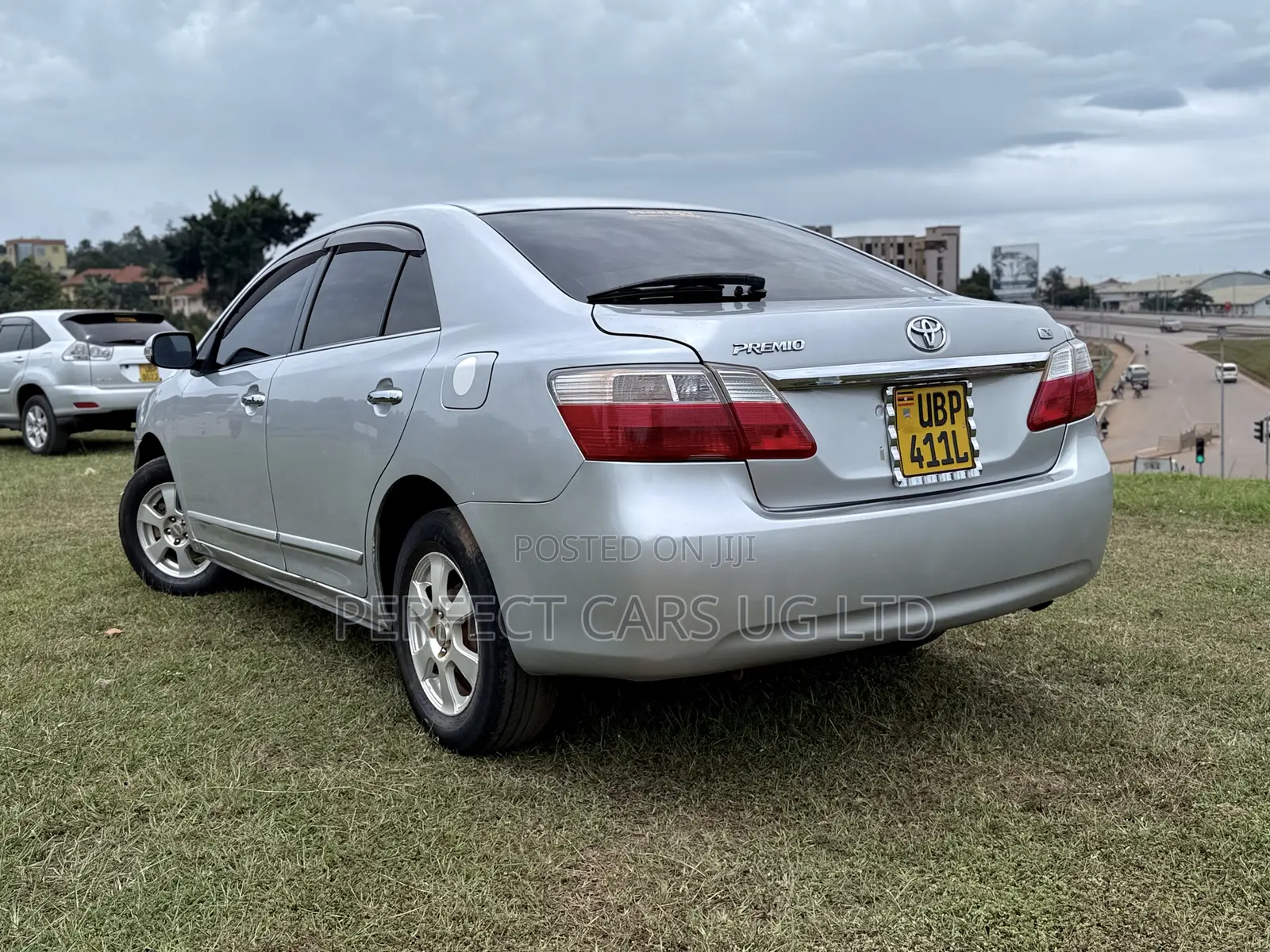 Toyota Premio 1.8 AWD 2009 Silver