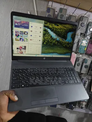 New Laptop HP 255 G8 8GB AMD Ryzen HDD+SSD 256GB