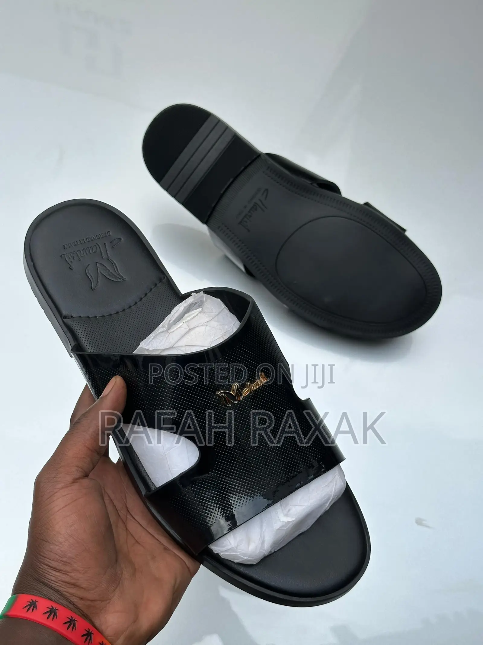Men’S Black Super Classic Push In Leather Sandals