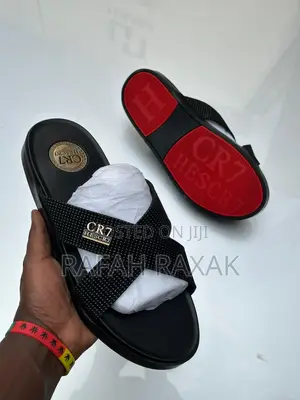 Original Men’S Classic Cross Leather Cr7 Sandals