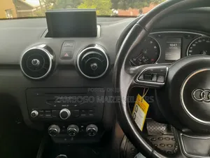 Audi A1 3dr 1.4 TFSI S tronic 2011 Red