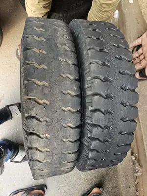 7.00 R15 MRF Used Incase U Need Both of Them Cam