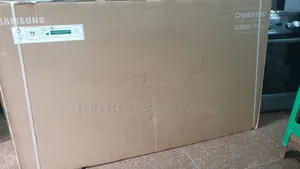 Boxed Tv Samsung 65" Du8000