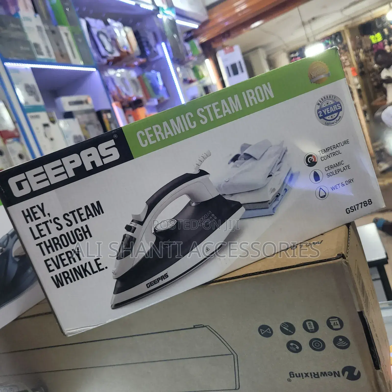 Ceramic Wet and Dry Iron Geepas, Geepas Ceramic Steam Iron