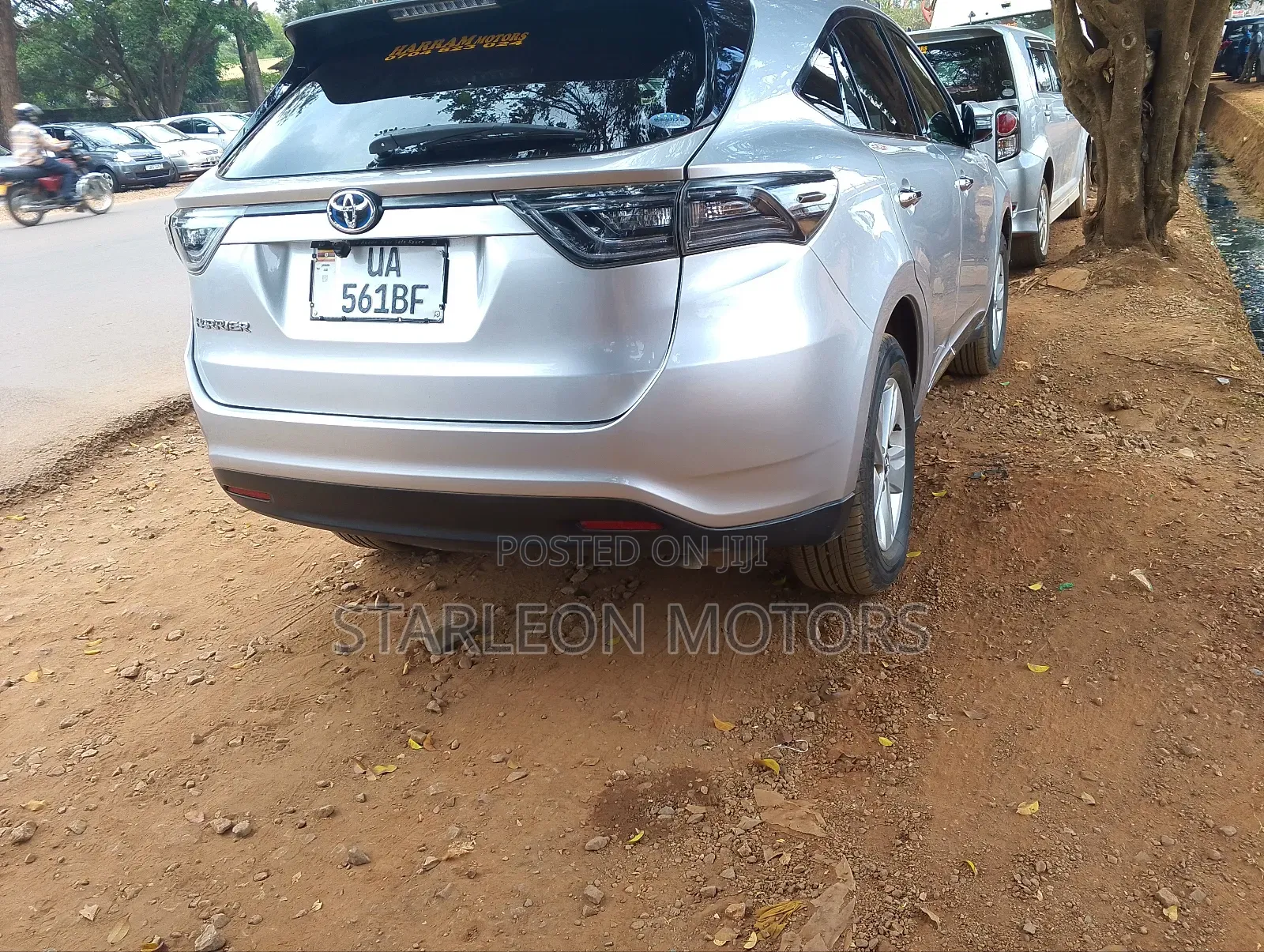Toyota Harrier 2.0 2015 Silver