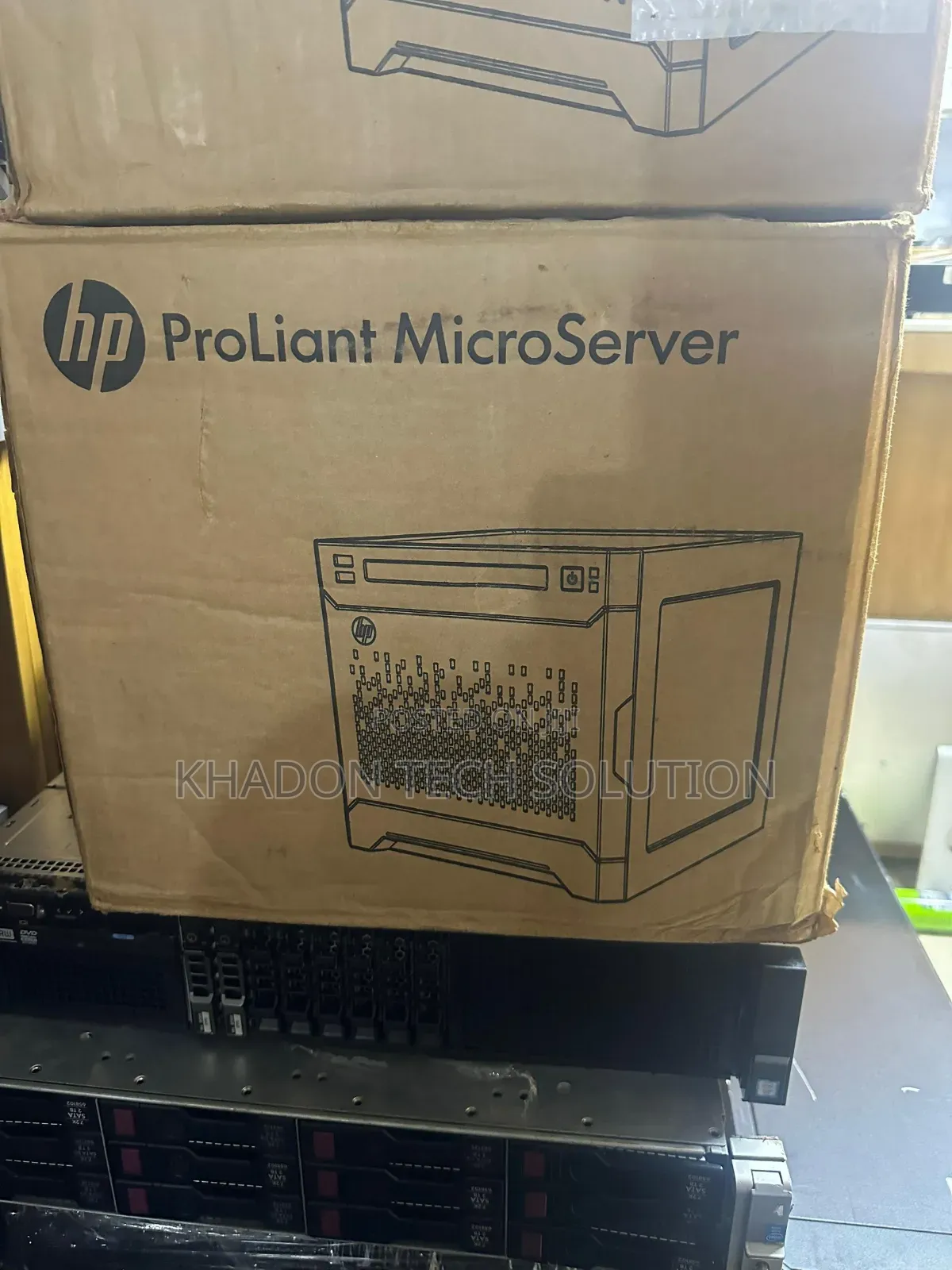 New Server HP ProLiant ML 8GB Intel Xeon SSHD (Hybrid) 1T