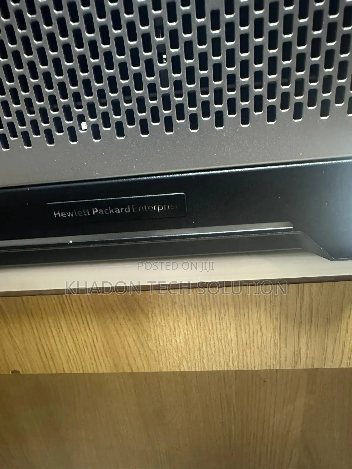 New Server HP ProLiant ML 8GB Intel Xeon SSHD (Hybrid) 1T