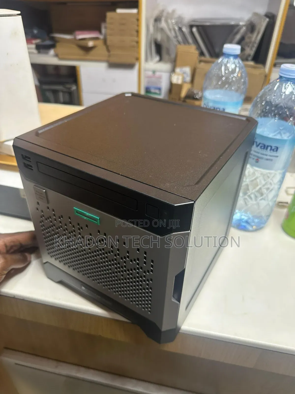 New Server HP ProLiant ML 8GB Intel Xeon SSHD (Hybrid) 1T