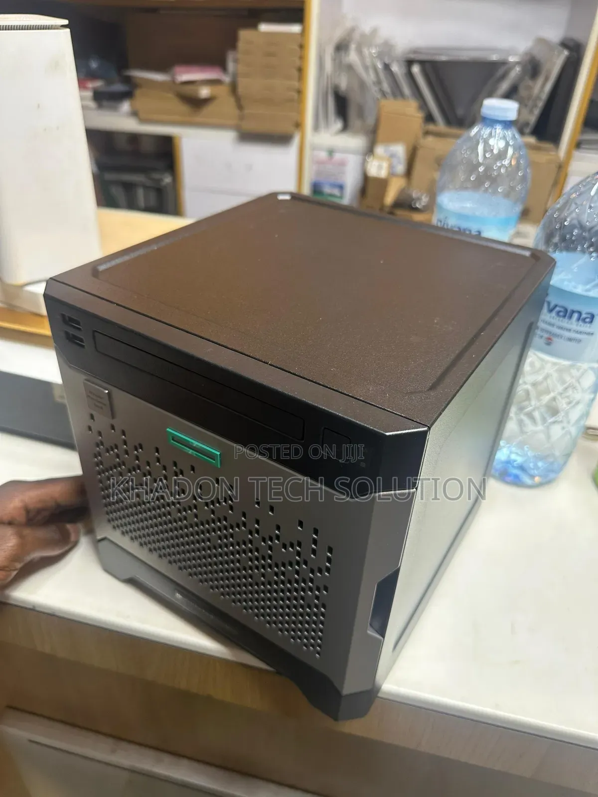 New Server HP ProLiant ML 8GB Intel Xeon SSHD (Hybrid) 1T
