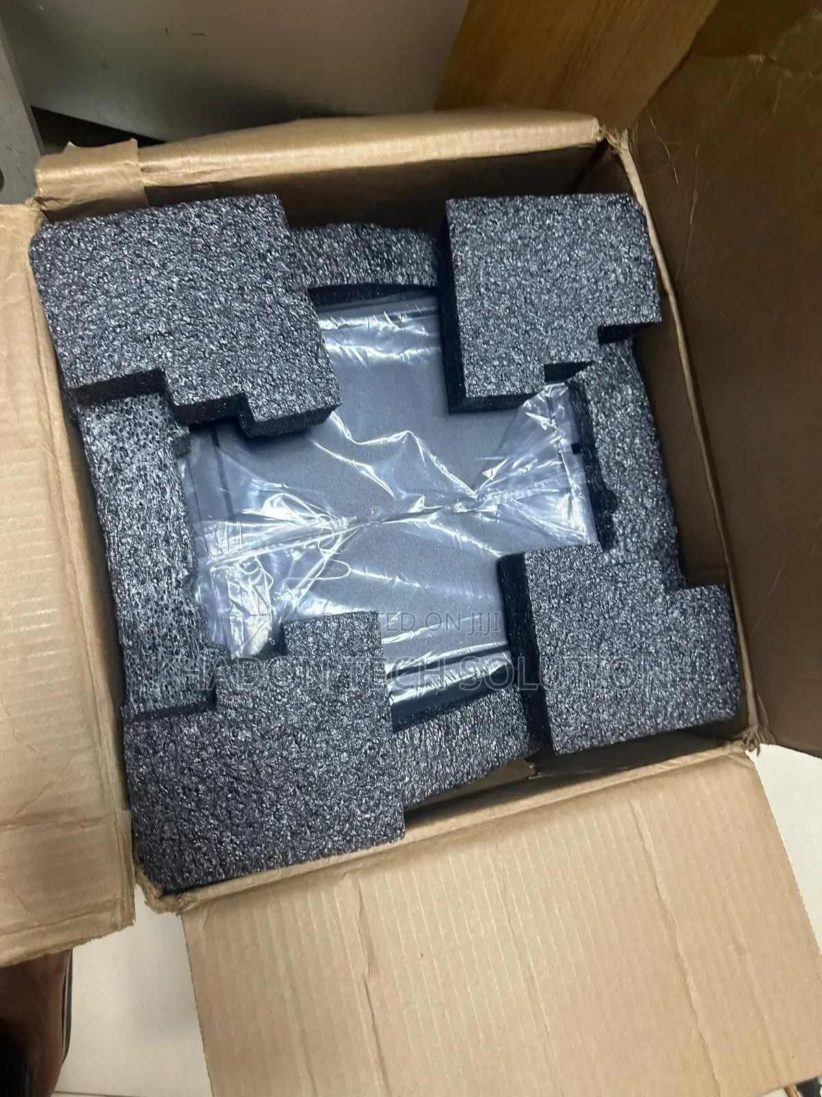 New Server HP ProLiant ML 8GB Intel Xeon SSHD (Hybrid) 1T
