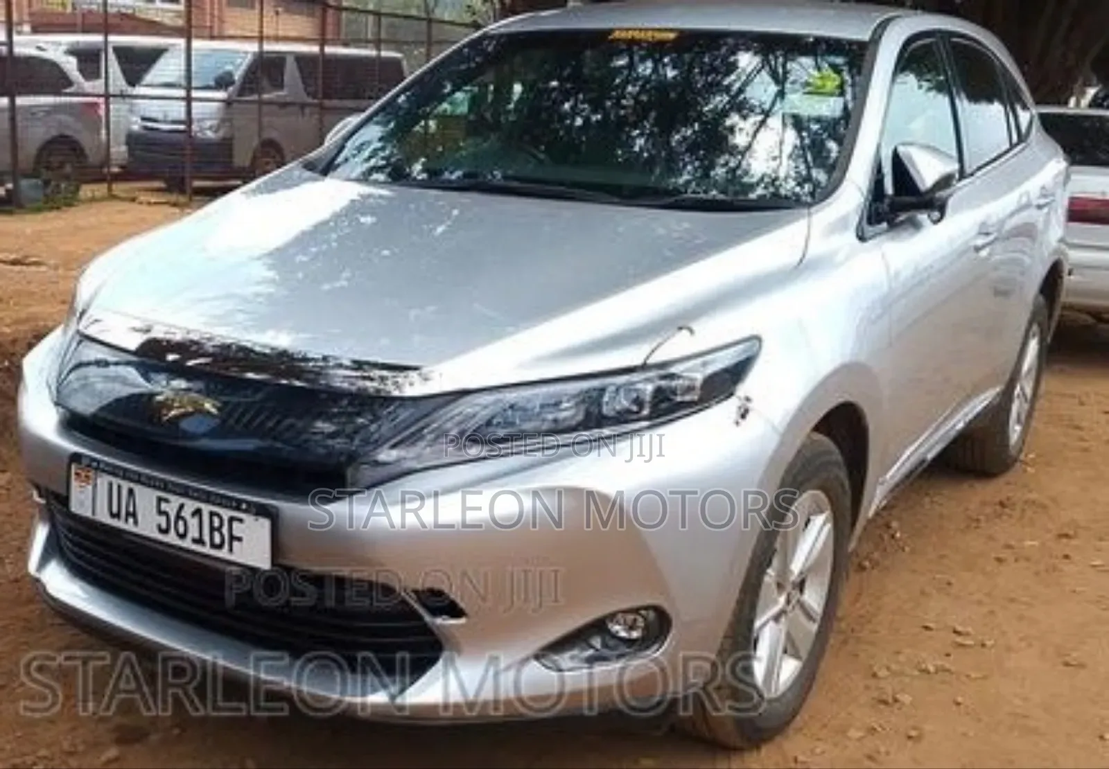 Toyota Harrier 2.0 2015 Silver