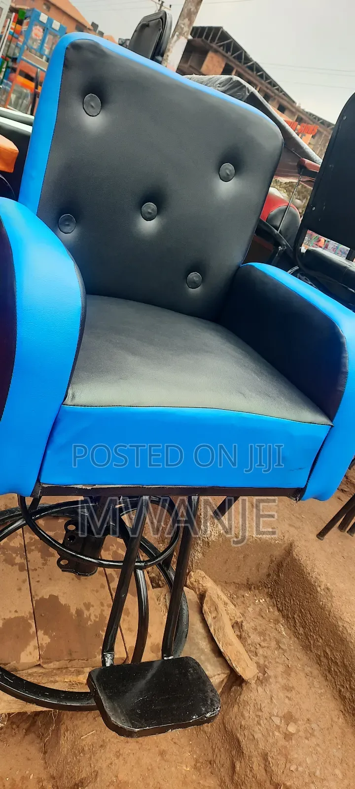 London Quality Chair