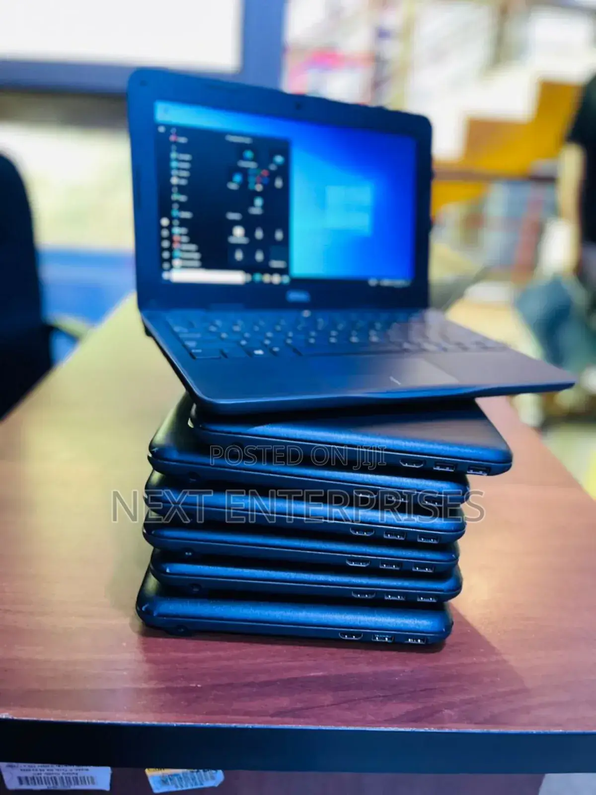 Laptop Dell Latitude 11 3190 4GB Intel Celeron SSD 128GB