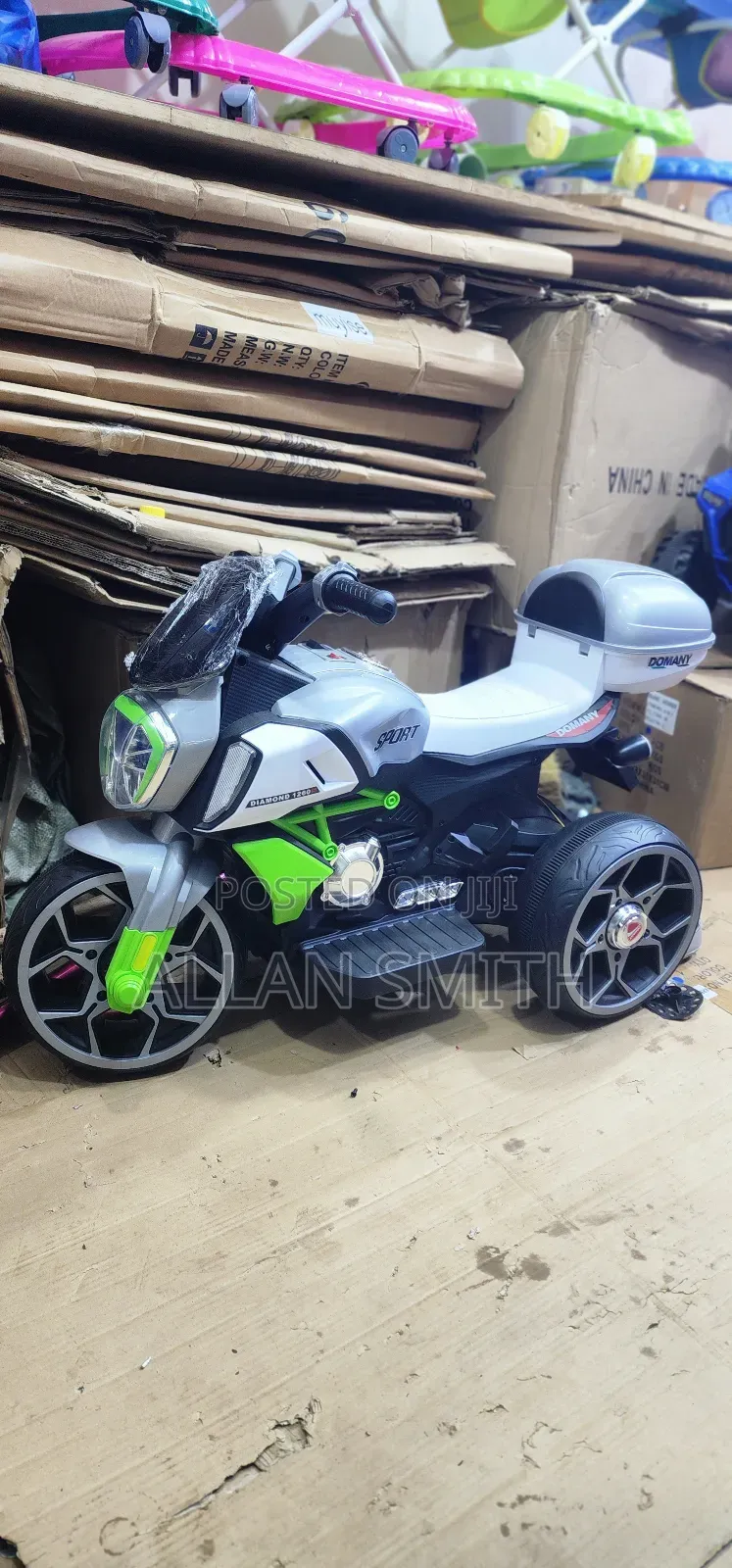 Green Bluetooth Rechargeable Motobikes