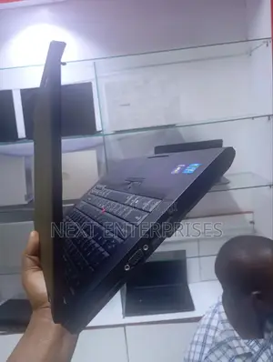 Laptop Lenovo ThinkPad T420 4GB Intel Core I5 HDD 320GB