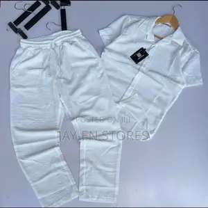 Plain White 2 Piece Set