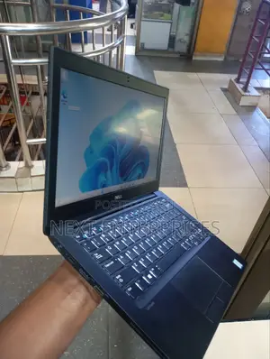 Laptop Dell Latitude 7280 8GB Intel Core I5 SSD 256GB