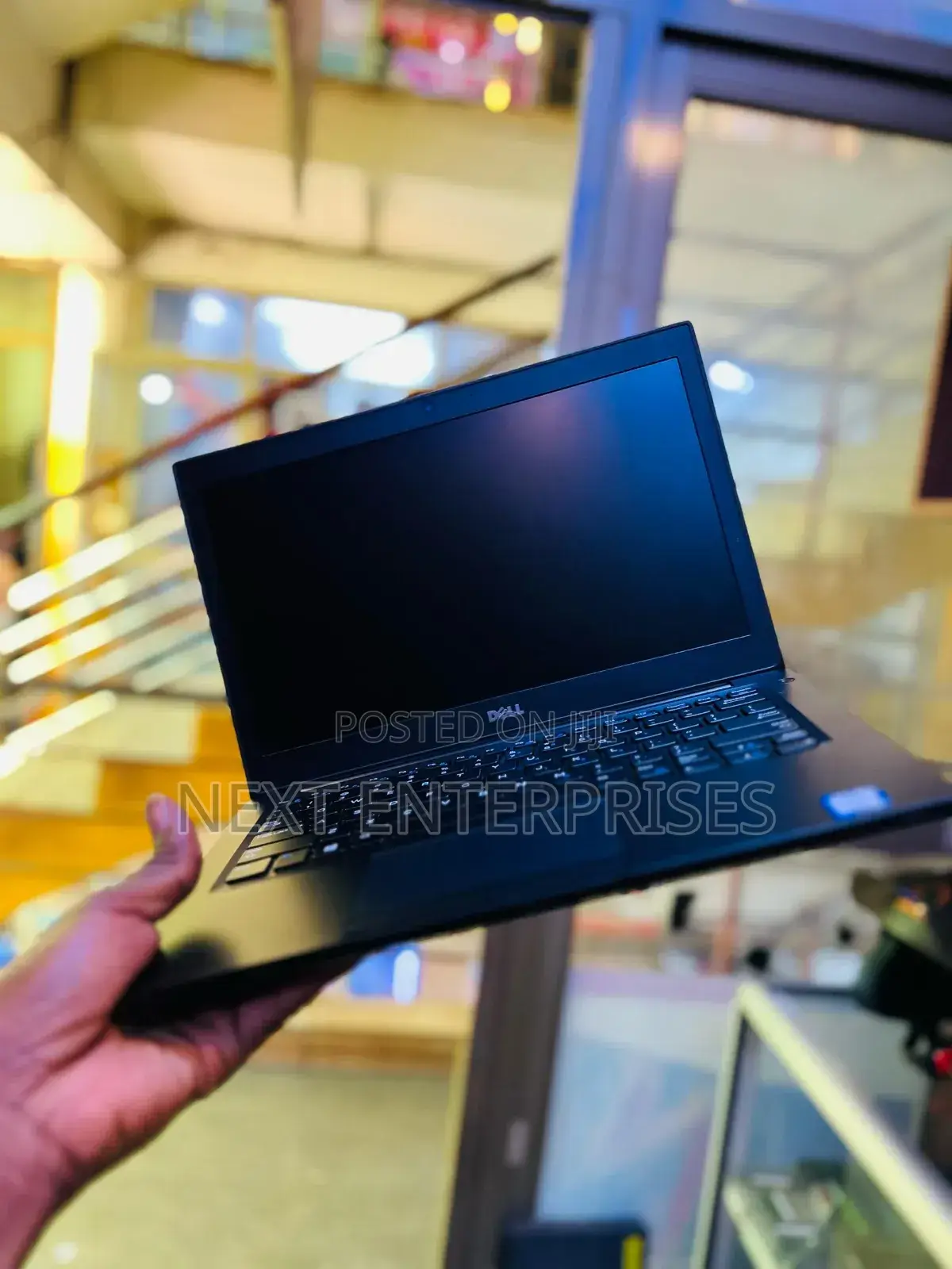 Laptop Dell Latitude 7390 8GB Intel Core I7 SSD 256GB