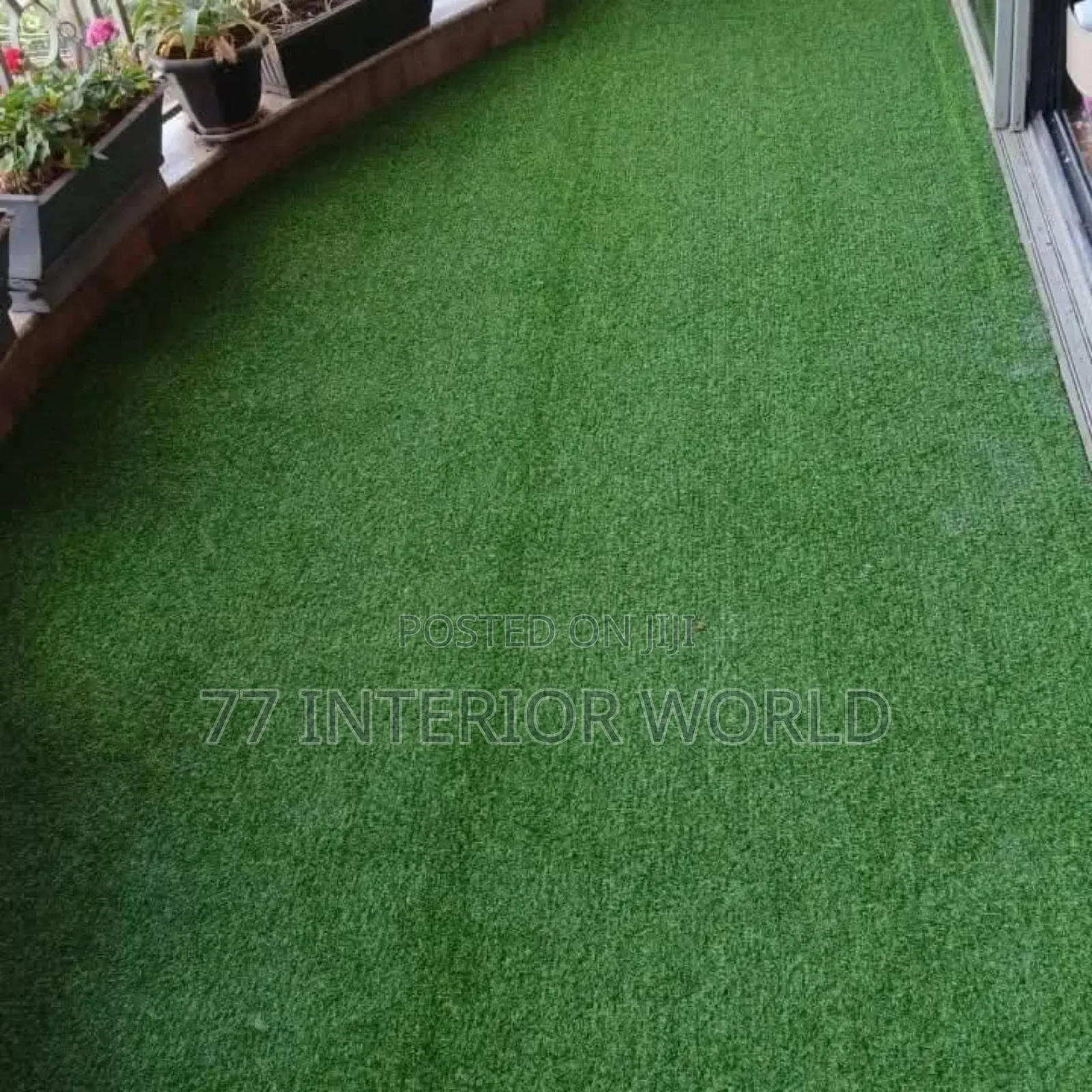Artificial Grass Carpets Suitable for Semi Circular Balcony