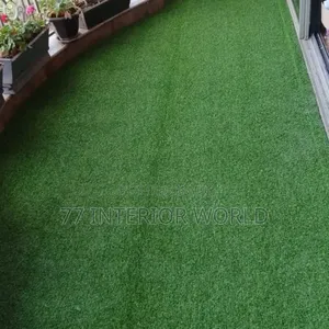 Artificial Grass Carpets Suitable for Semi Circular Balcony