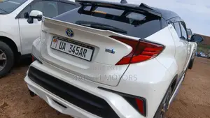 Toyota C-HR 2022 White