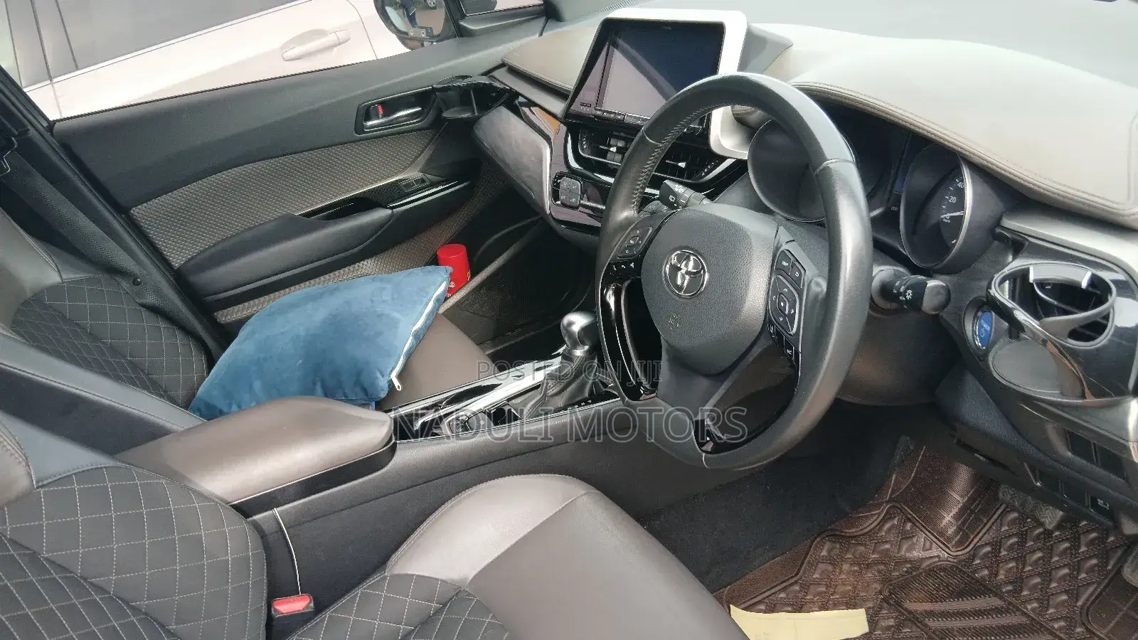 Toyota C-HR 2022 White