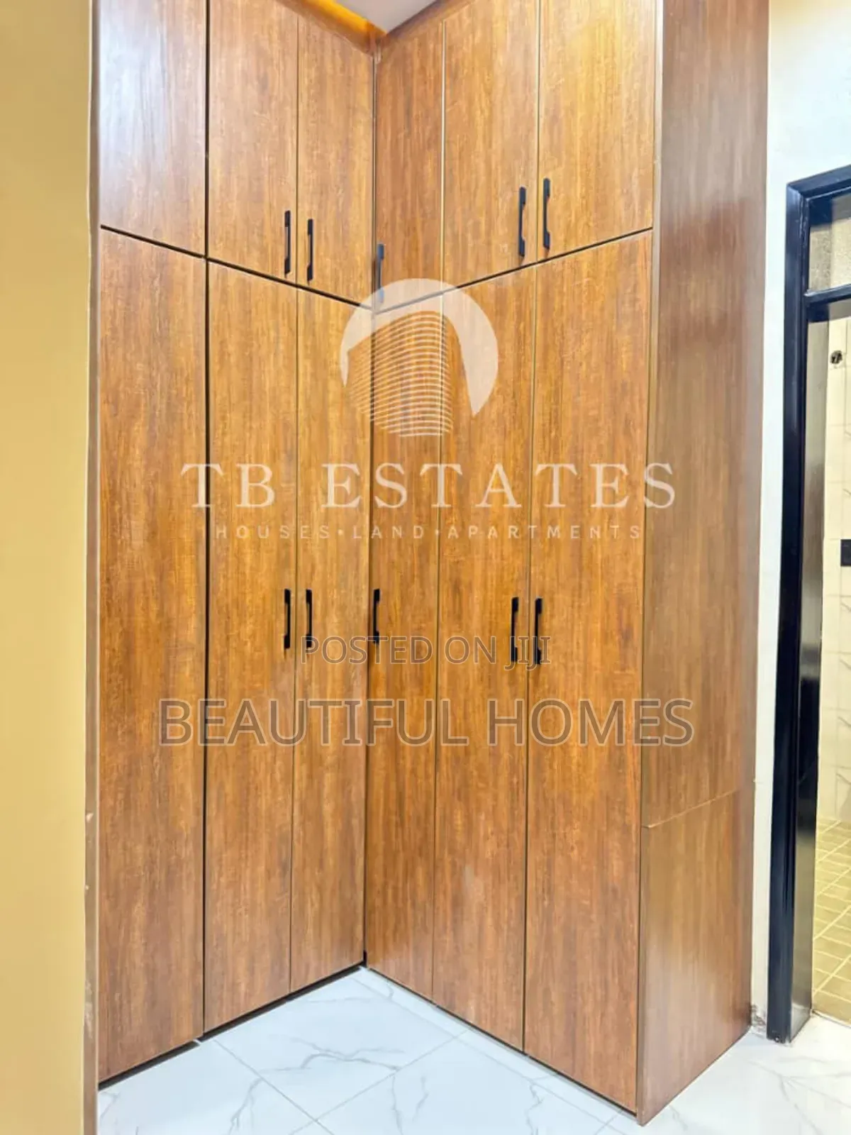 Furnished 5bdrm Duplex in Najjera, Kira for sale