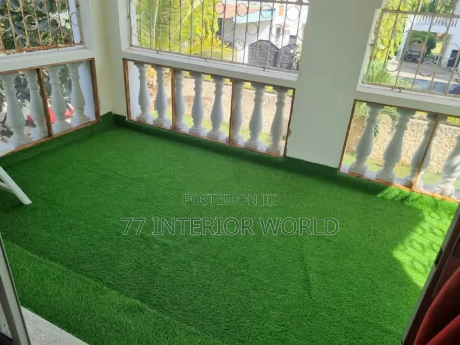 Modern Artificial Grass for Home Balcony