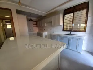 Furnished 6bdrm Mansion in Kira for sale