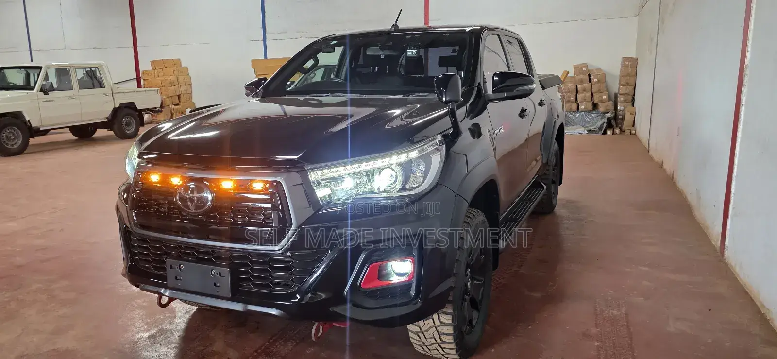 Toyota Hilux 2019 Black