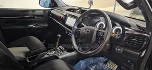 Toyota Hilux 2019 Black