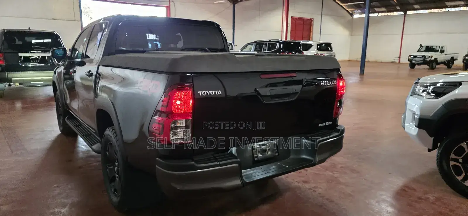 Toyota Hilux 2019 Black