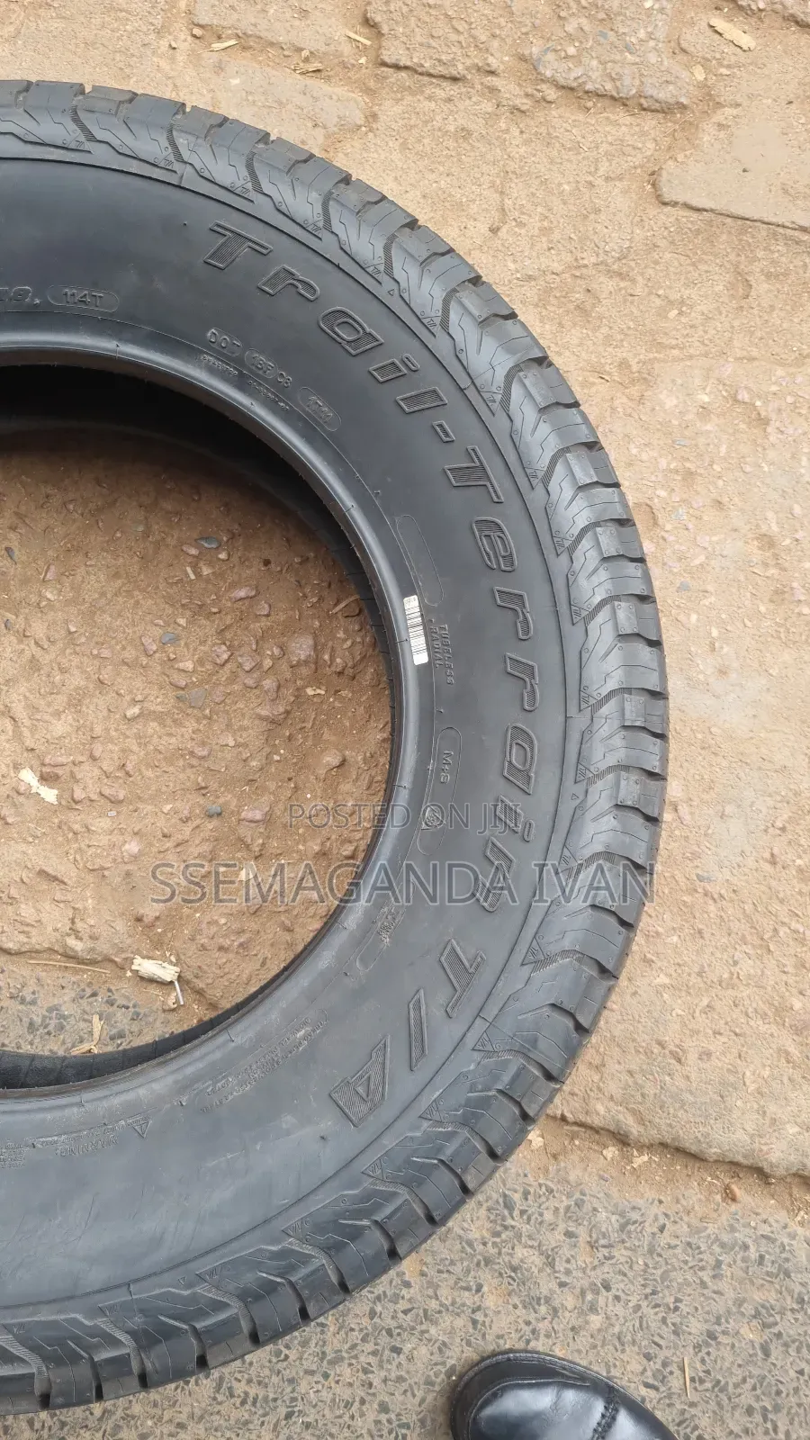 265/65r18 Original Goodrich Trail-Terrain a/T Tyres