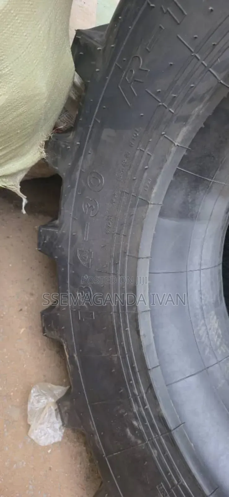 18.4r30 Original New Tyre
