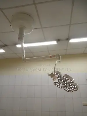 Ceiling Mount Operating Light