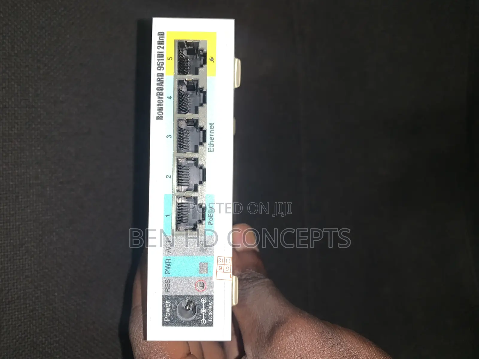Mikrotik Router Rb951ui-2hnd