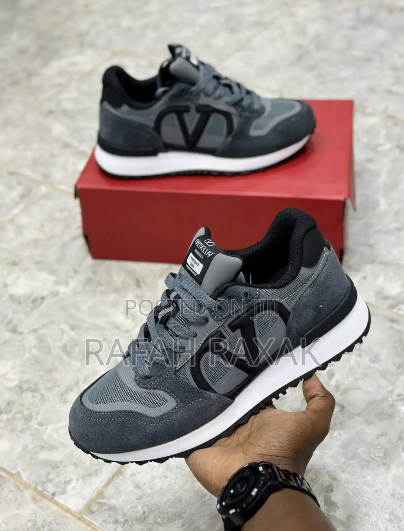 Original Super Classic Valentino Garavani Low Casual Sneakers