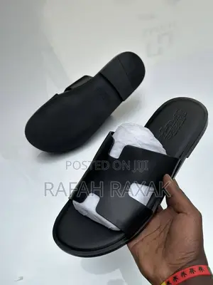 Men’S Classic Hermes Izmir Push In Leather Sandals