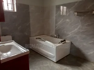 Furnished 4bdrm Duplex in Kira Tarmack for sale