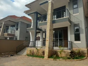 Furnished 4bdrm Duplex in Kira Tarmack for sale