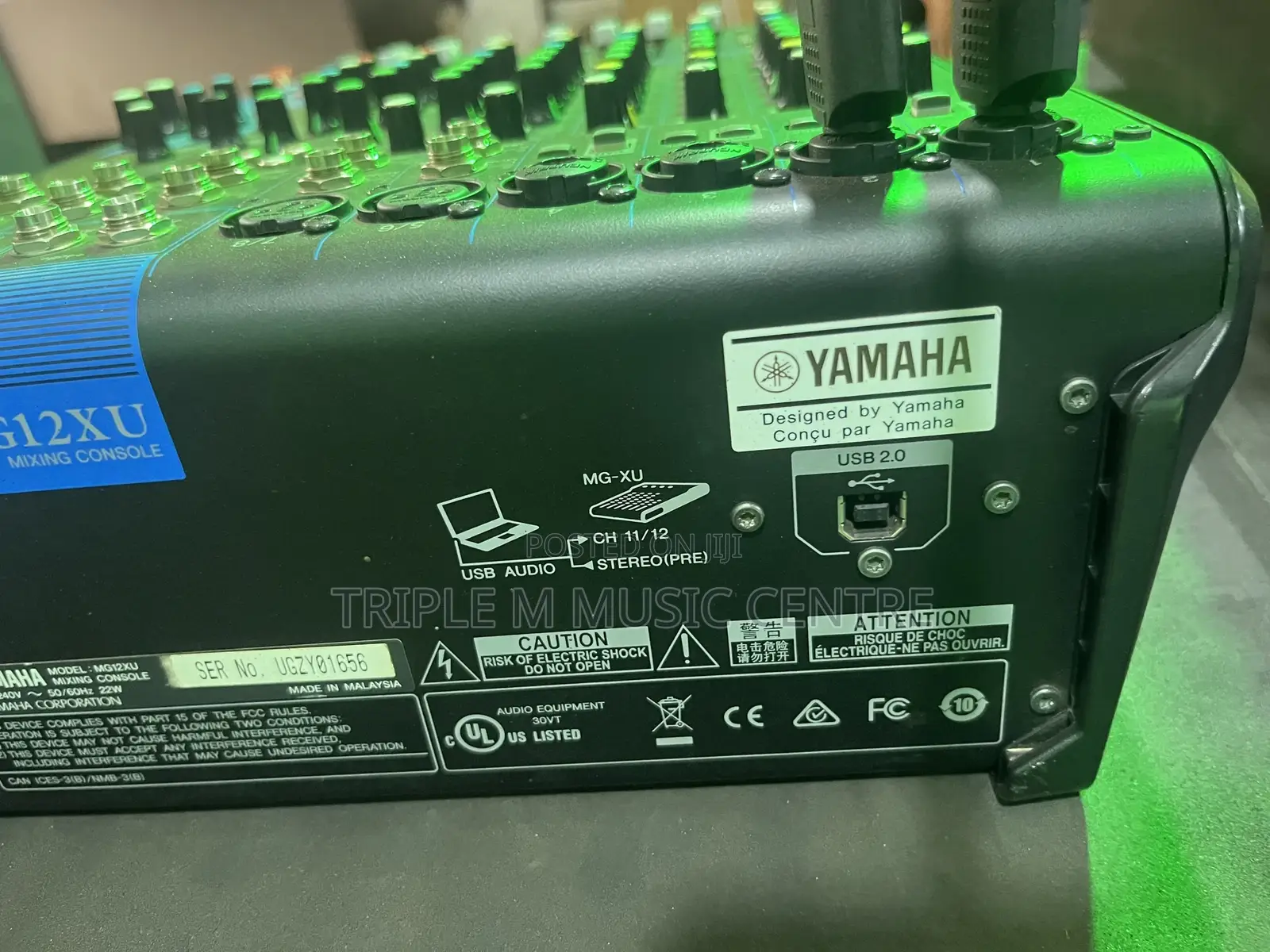 Mixer Yamaha Mg 12