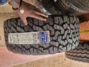 285/55r20 Goodrich Tires.