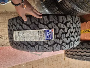 285/55r20 Goodrich Tires.