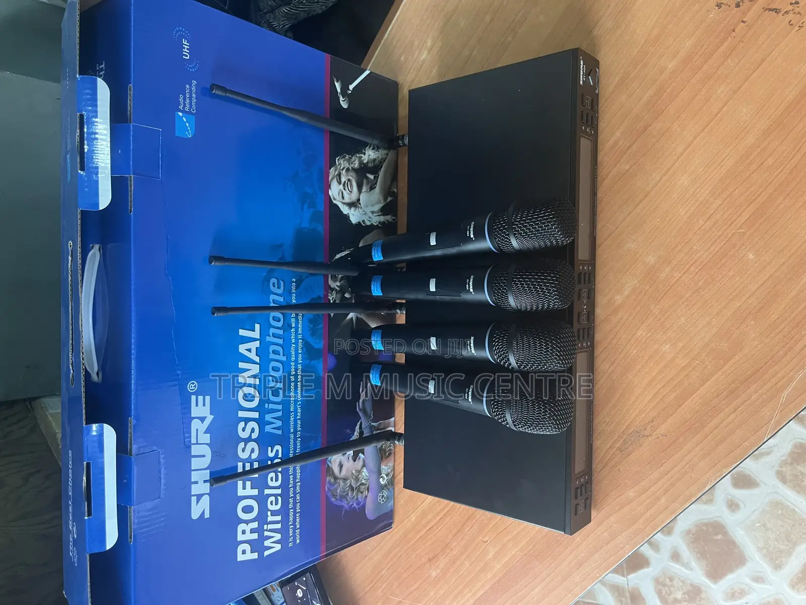 Shure 4 Head Wireless Microphone