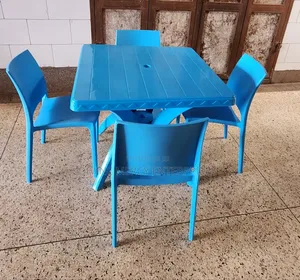 Dining Squaretable and Portable Chairs