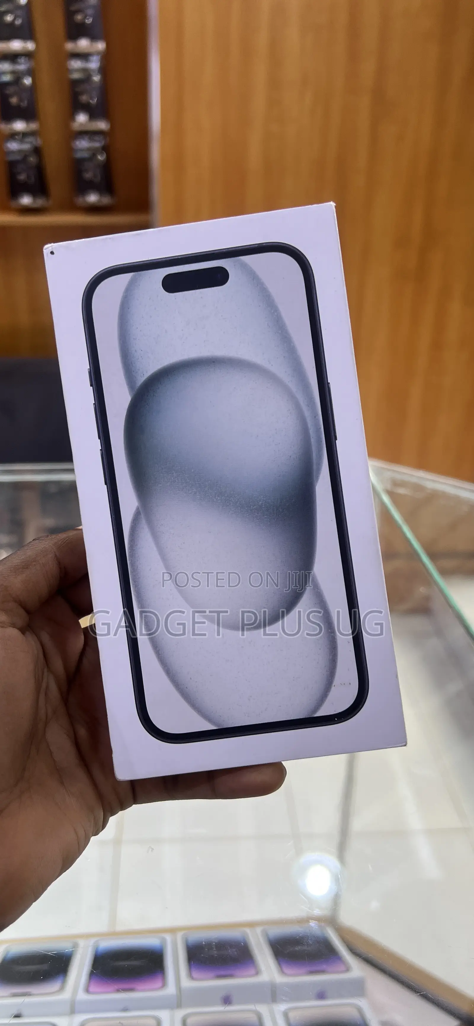 New Apple iPhone 15 128 GB Black