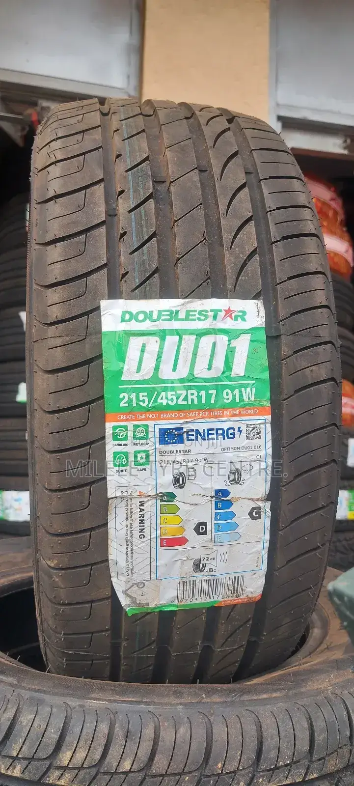 215/45r17 Doublestar
