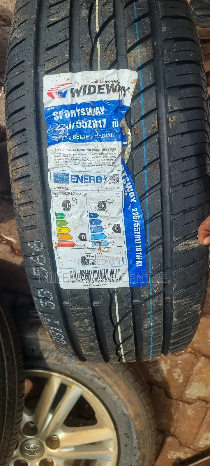 225/55r17 Wideway