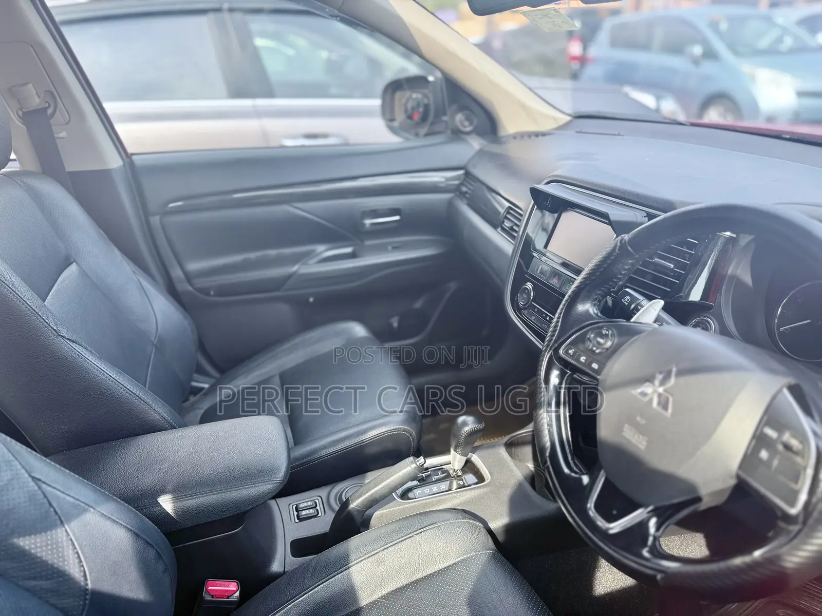 Mitsubishi Outlander 2.4 PHEV AWD 2017 Red