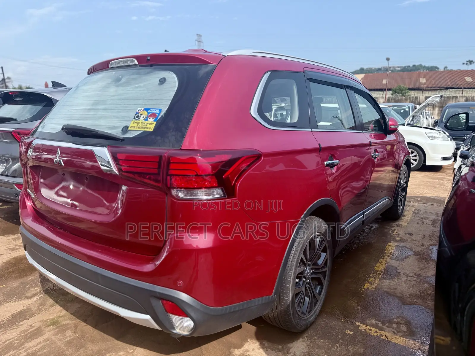 Mitsubishi Outlander 2.4 PHEV AWD 2017 Red